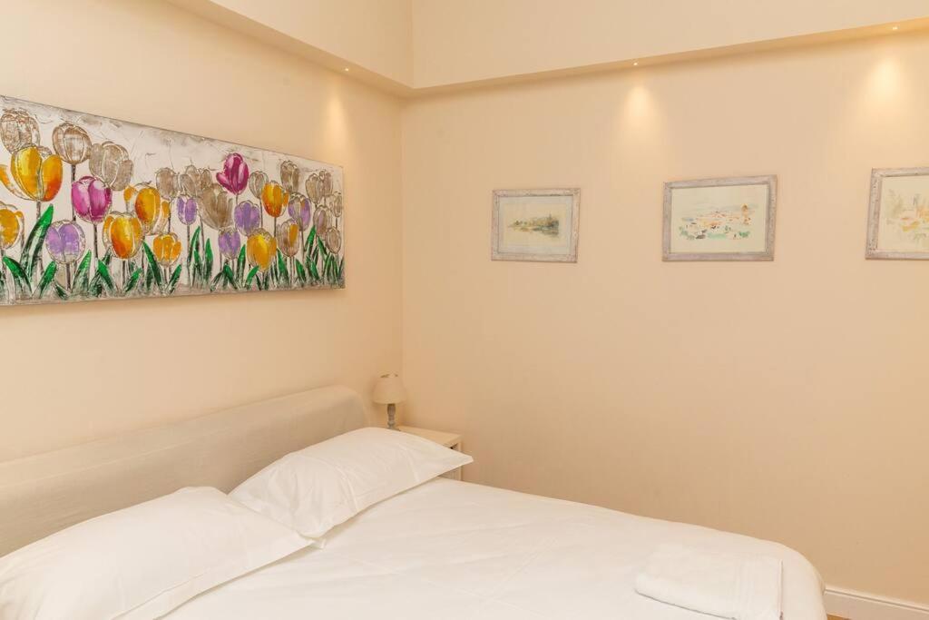 Cozy Santa Maria Novella Uffizi Duomo 2Beds-2Baths Lägenhet Florens Exteriör bild