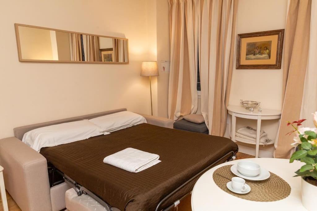 Cozy Santa Maria Novella Uffizi Duomo 2Beds-2Baths Lägenhet Florens Exteriör bild