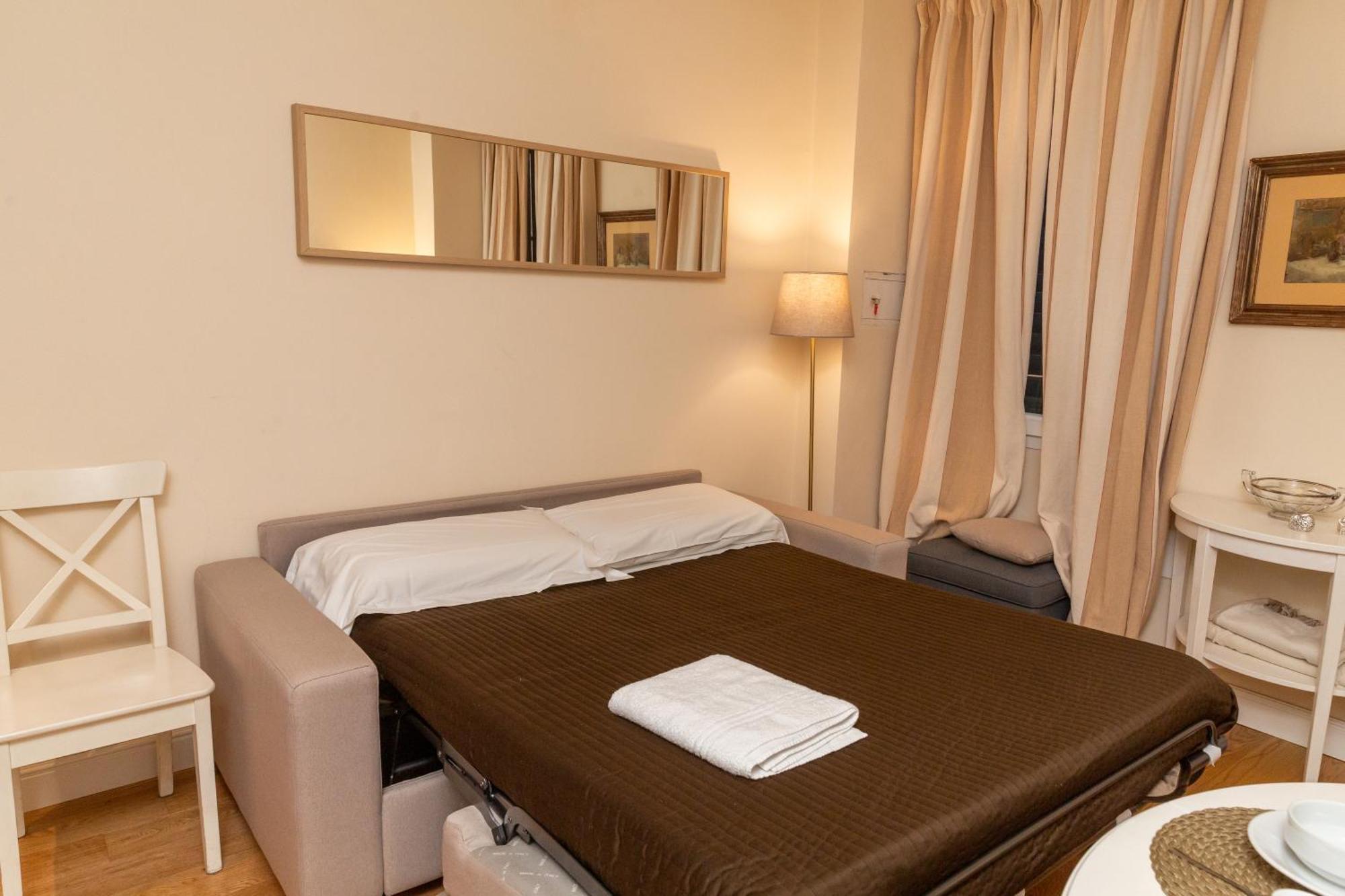 Cozy Santa Maria Novella Uffizi Duomo 2Beds-2Baths Lägenhet Florens Exteriör bild