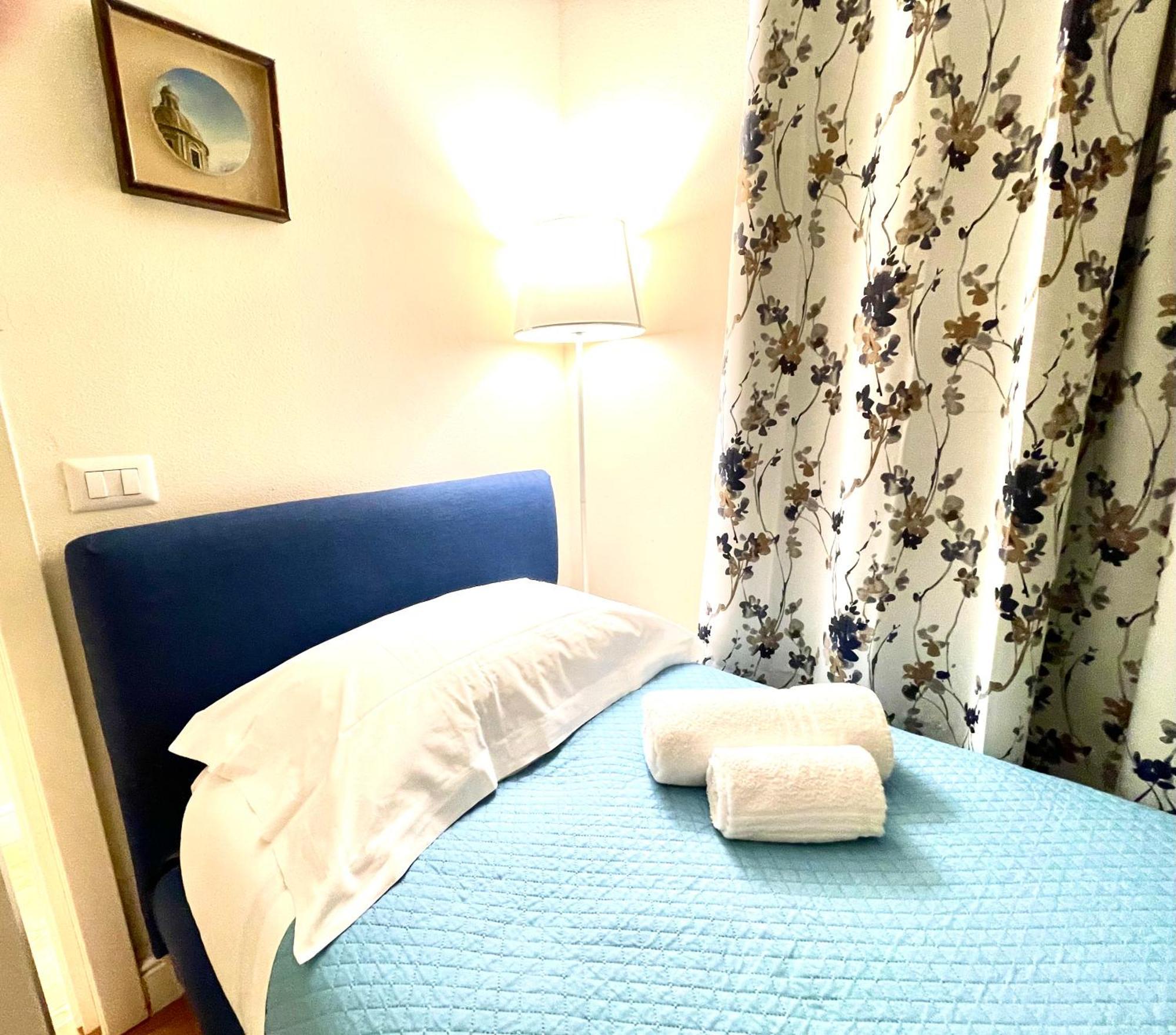 Cozy Santa Maria Novella Uffizi Duomo 2Beds-2Baths Lägenhet Florens Exteriör bild
