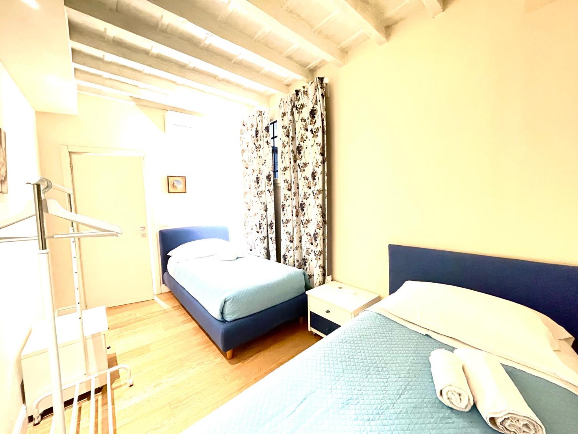 Cozy Santa Maria Novella Uffizi Duomo 2Beds-2Baths Lägenhet Florens Exteriör bild